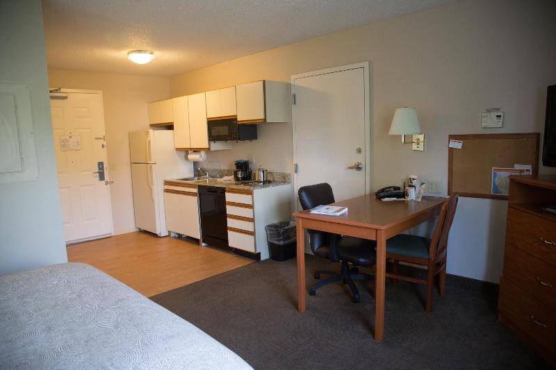 Candlewood Suites Huntersville-Lake Norman Area By Ihg Esterno foto